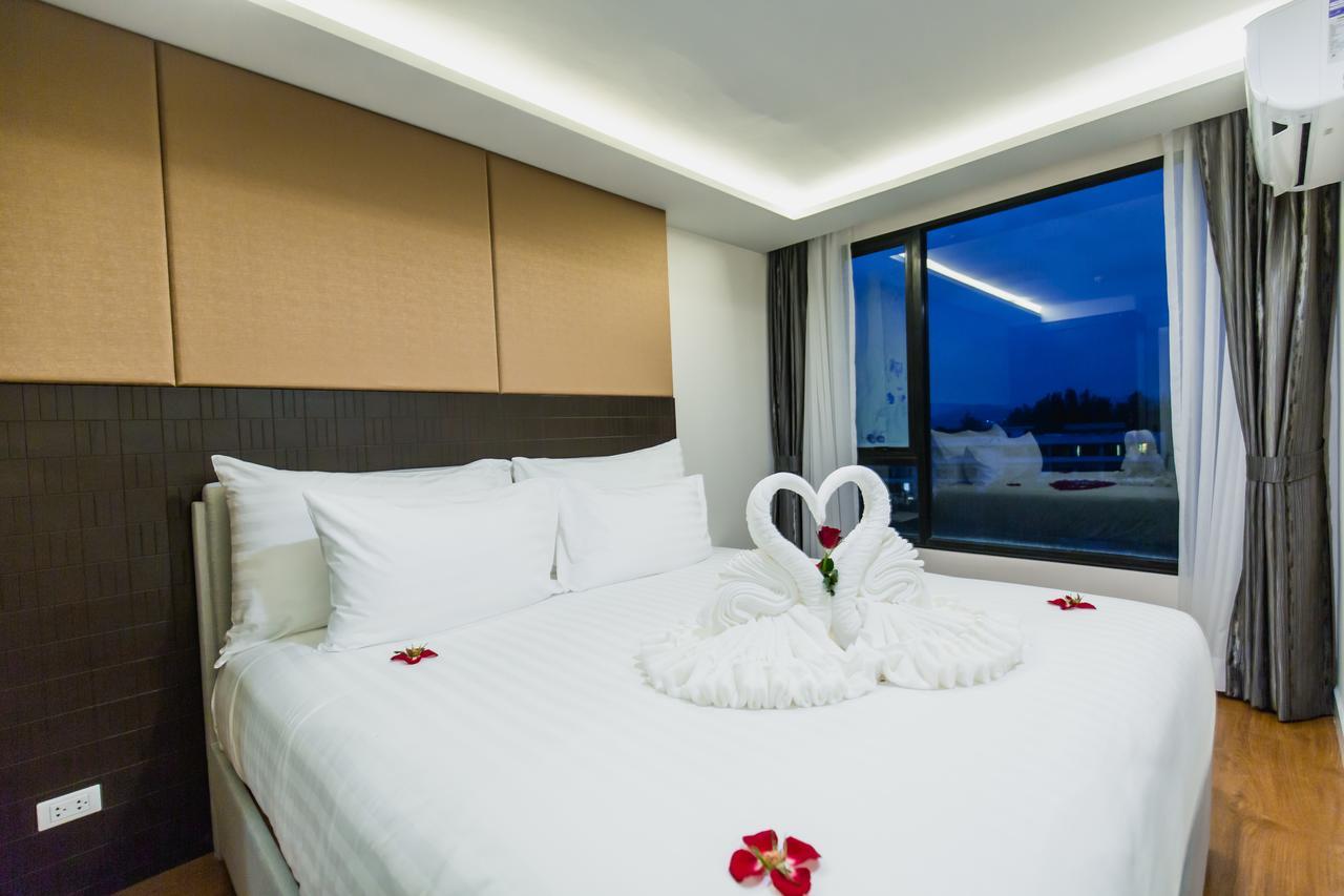 The Aristo By Holy Cow, 4-Br Loft, 150 M2, Pool View Aparthotel Surin Beach  Exteriör bild
